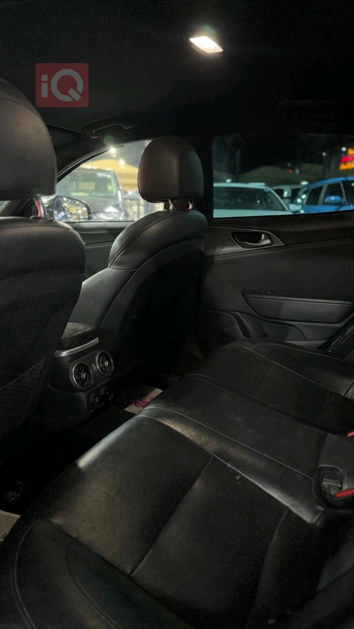 کیا ستینگەر